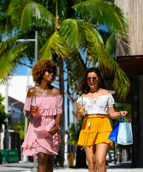 Shopping near St Tropez Apartments in Marina Del Rey, California