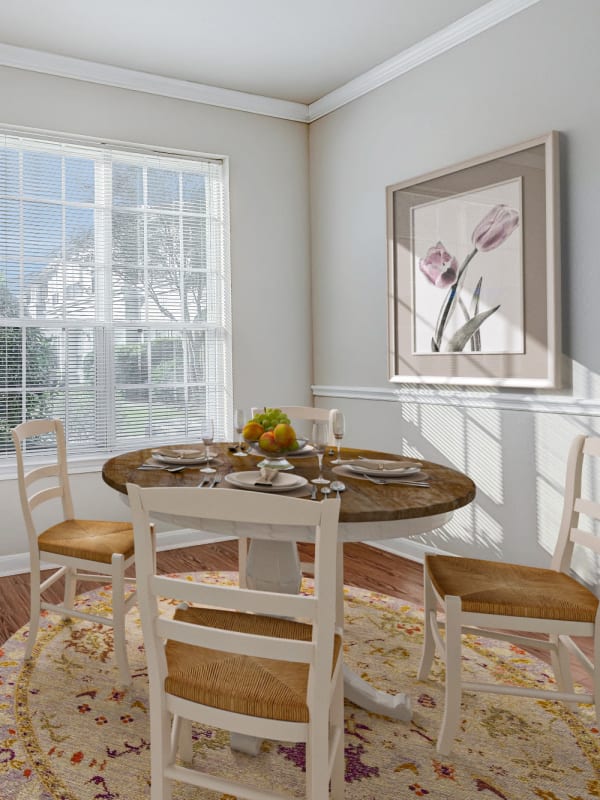 Dining area at Chateau Des Lions Apartment Homes