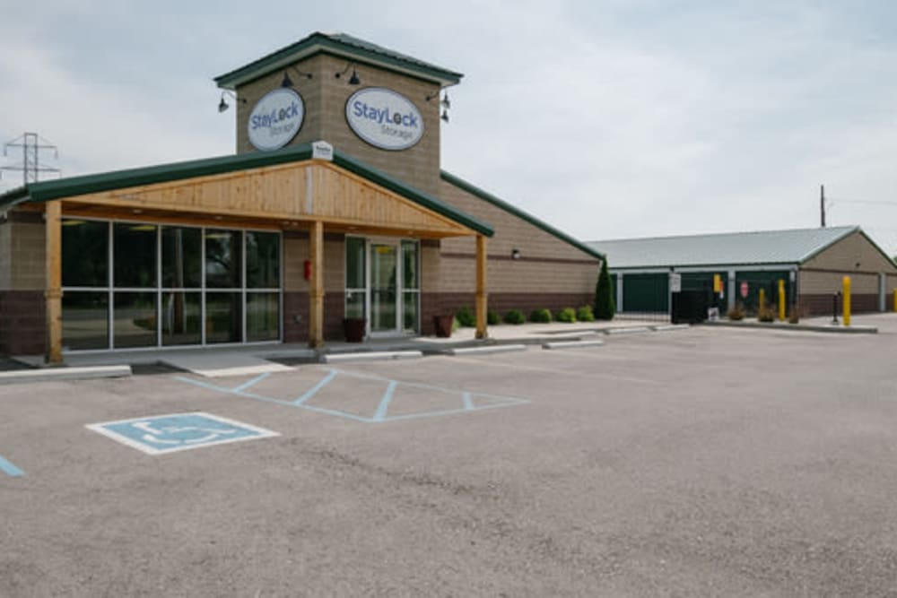 Exterior view of StayLock Storage in Yorktown, Indiana