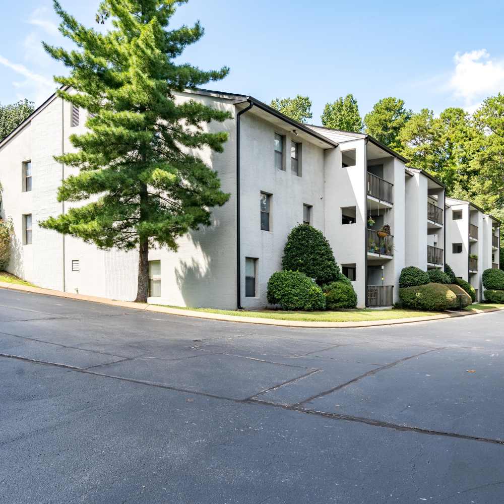 Side view of apartments at Germantown Gardens in East Ridge, Tennessee