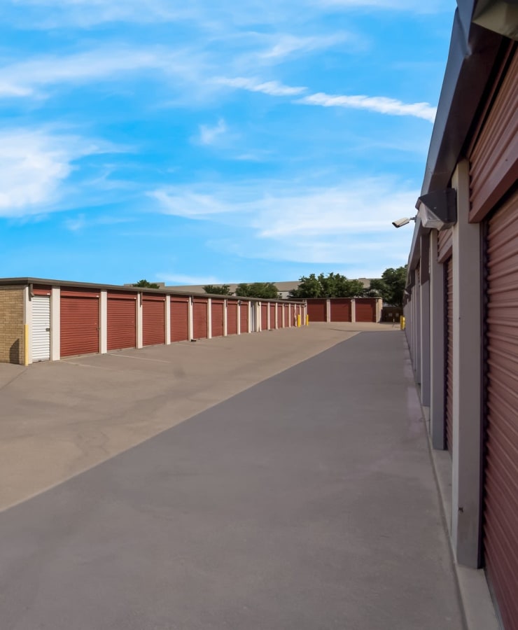 Exterior at StorQuest Self Storage in Dallas, Texas