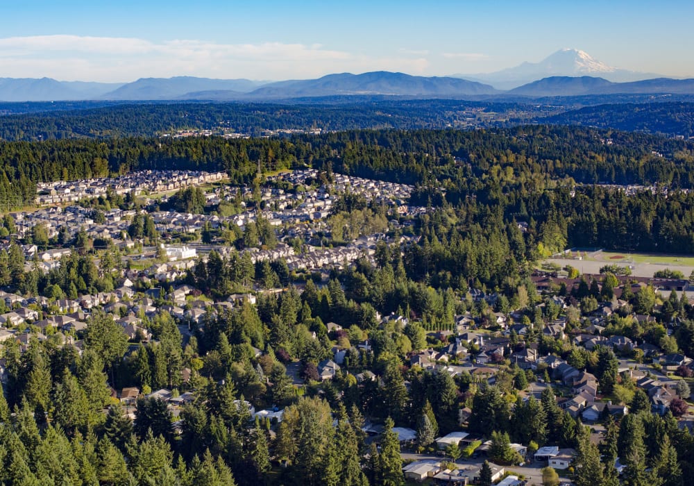 Beautiful aerial view of the neighborhood with Mount Rainier in the distance near Sofi Lakeside in Everett, Washington