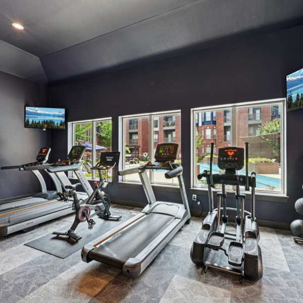 Lakeside offers a wide variety of amenities in Houston, Texas