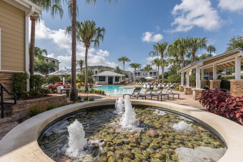 Outdoor fountain at Luxe at 1820 in Tampa, Florida