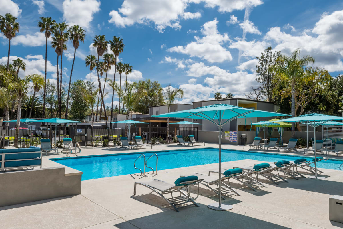 Poolside lounge chairs at The Retreat at Thousand Oaks, Thousand Oaks, California