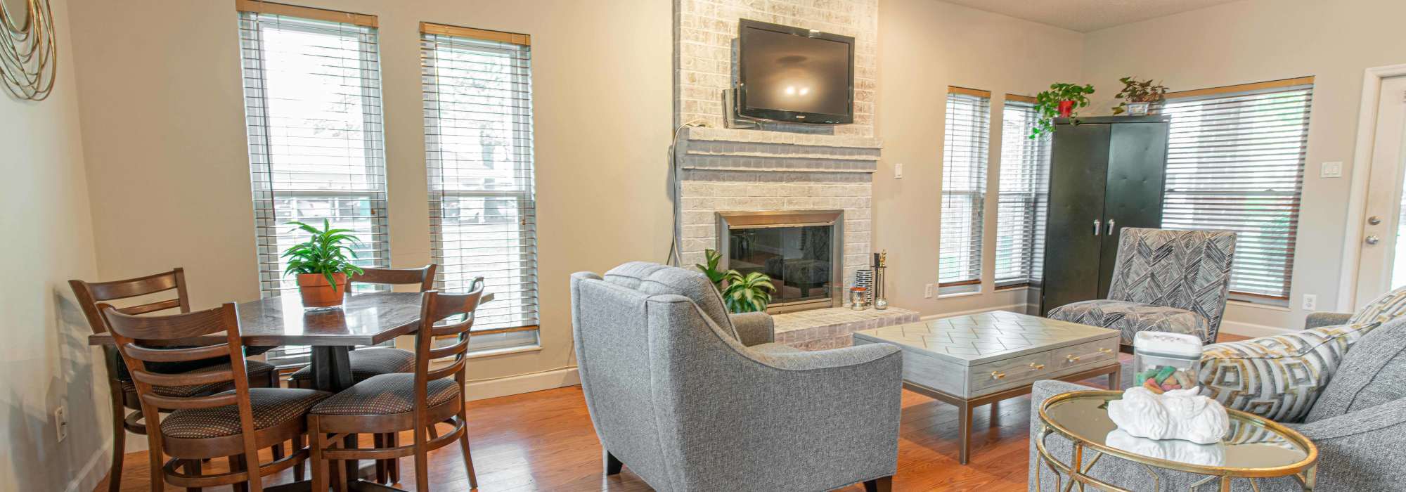 Gallery at Peachtree Apartments in Chesterfield, Missouri 