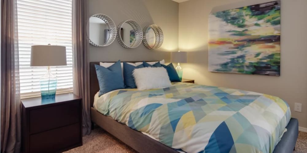Guest bedroom at Circle at Point Park in Houston, Texas