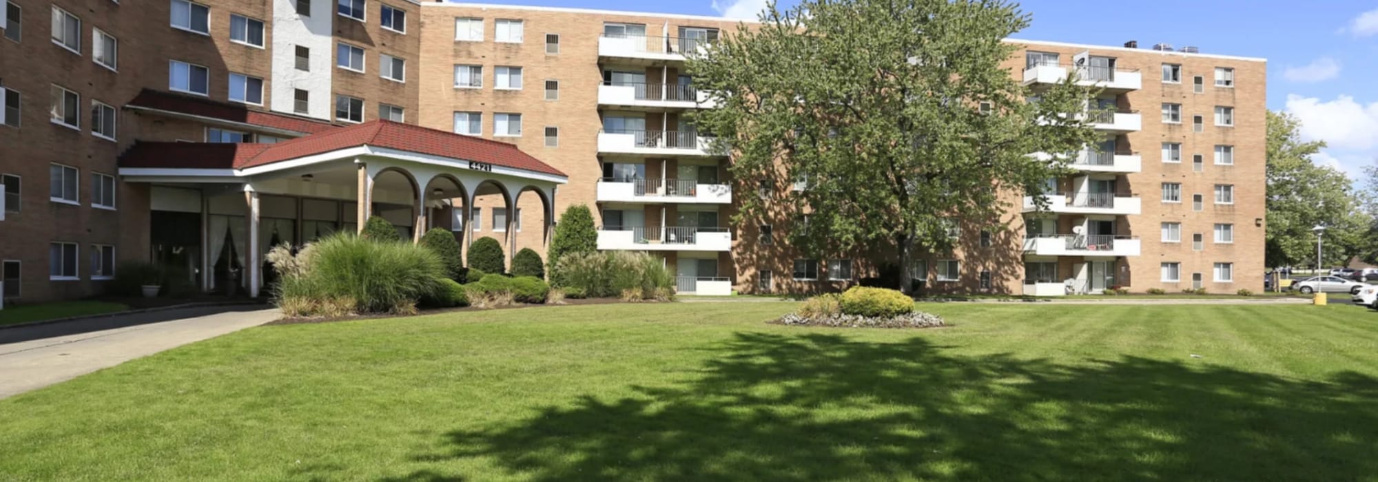 Reviews at Granada Gardens Apartments in Warrensville Heights, Ohio  