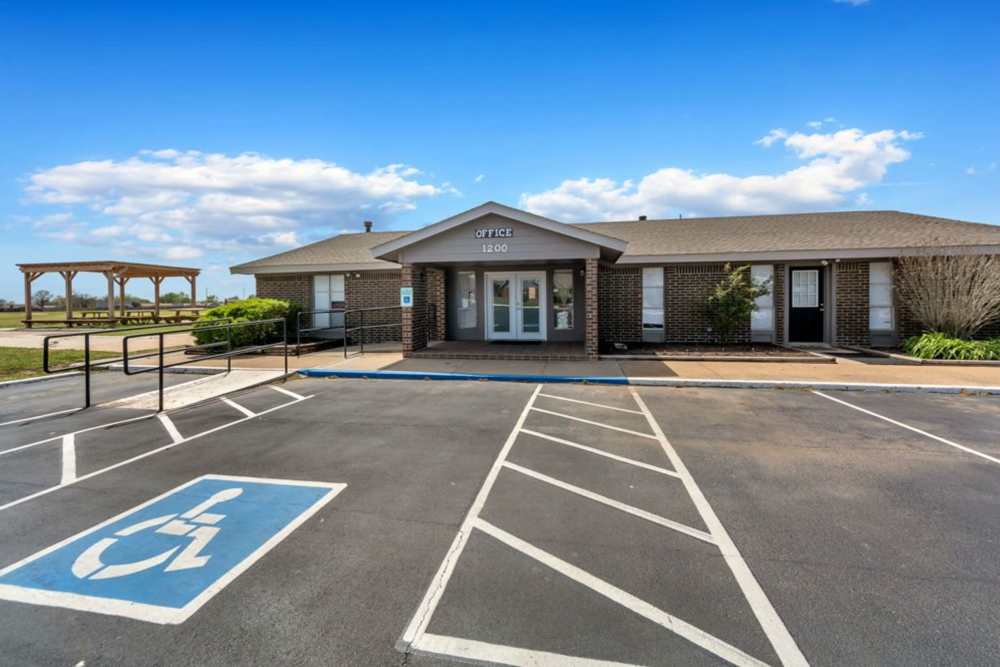 Exterior shot of apartments at The Edge Of Moore in Moore, Oklahoma