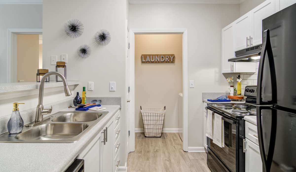 Fully equipped kitchen with appliances at Legacy Ridge in Atlanta, Georgia
