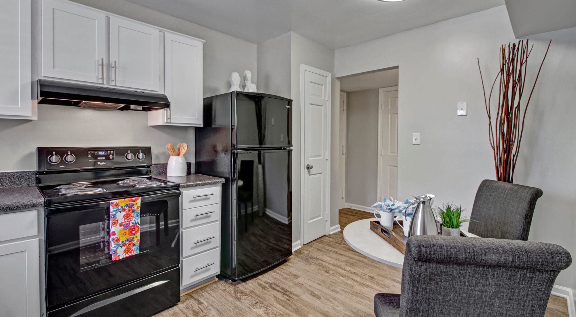 Garden Style 2 & 3 Bedroom Apartments in Newport News, VA