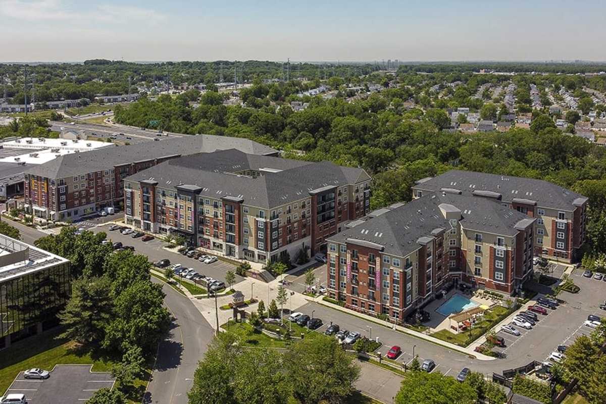 Birdseye view of The Grande at Metropark in Iselin, New Jersey