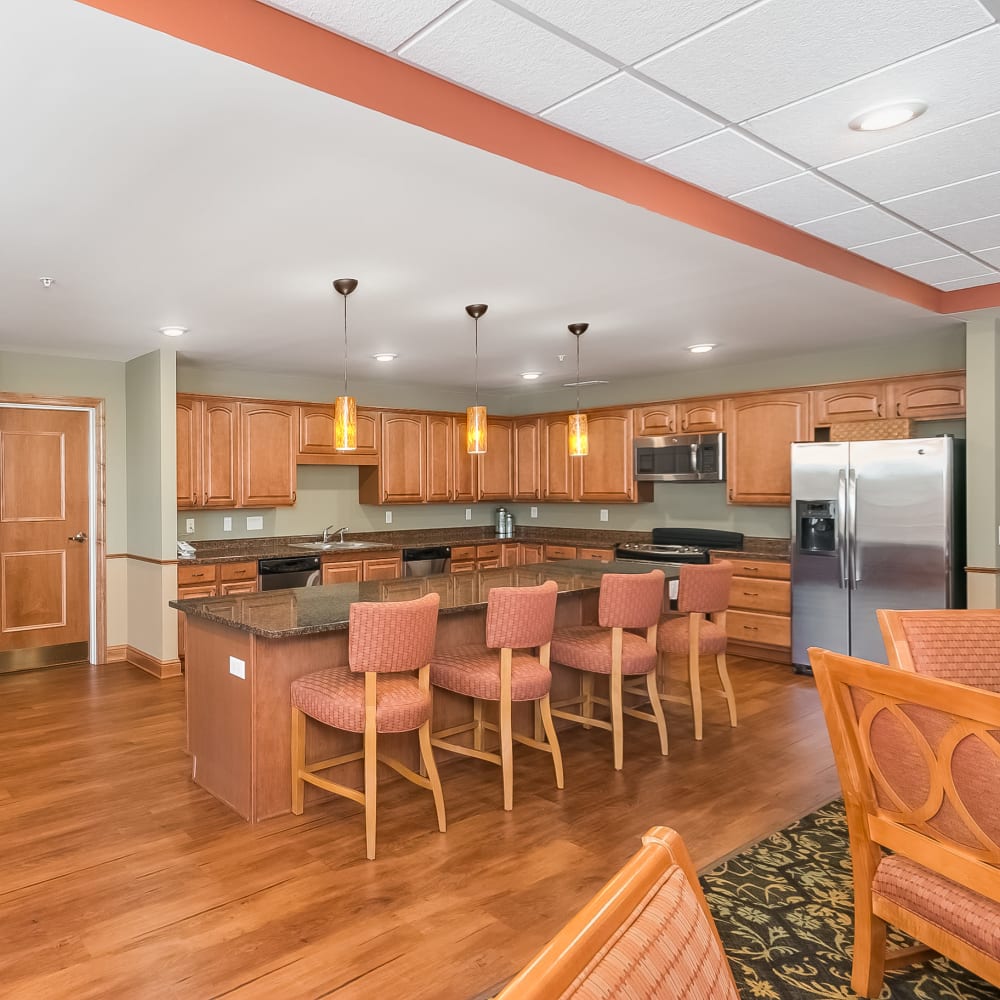 Resident great room kitchen at Applewood Pointe of Shoreview in Shoreview, Minnesota.