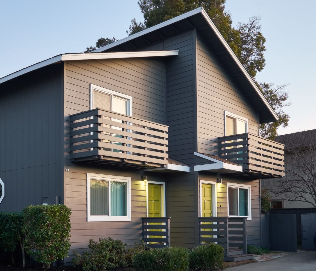 Beautiful blue exterior at Capitola Townhomes in Santa Cruz, California