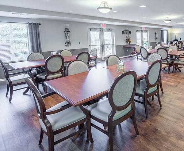 Restaurant-style dining room at The Gardens at Creekside