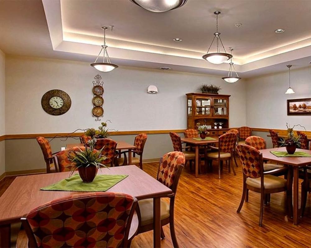 Large resident dining room at Milestone Senior Living Hillsboro in Hillsboro, Wisconsin.