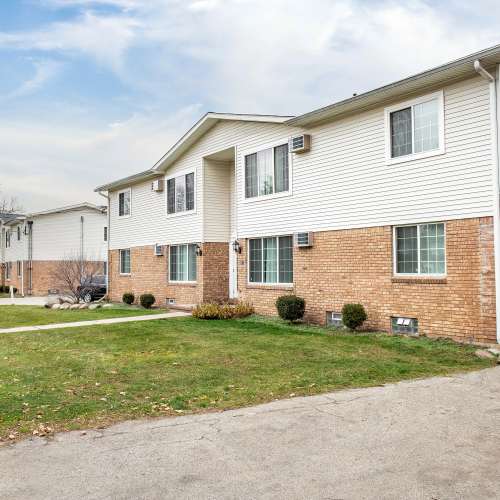 View photos of Birch Tree Apartments in Lansing, Michigan