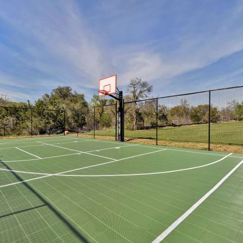 View amenities at Homestead Oaks Apartments in Austin, Texas