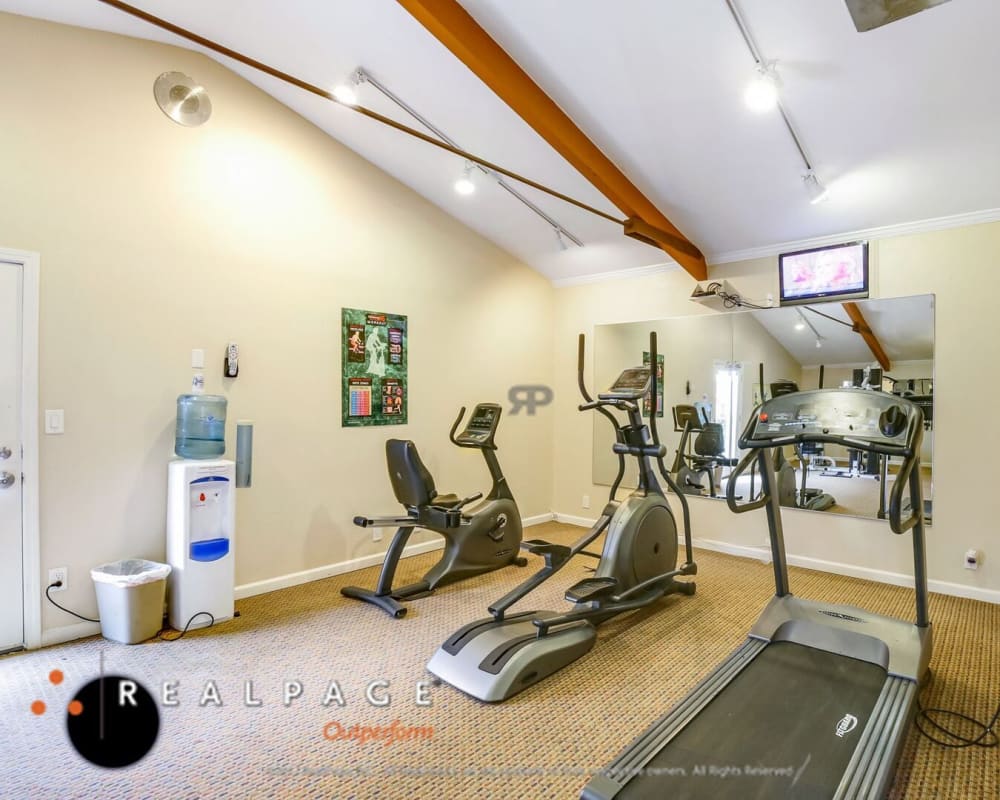 Fitness center at Washington Townhomes in San Lorenzo, California