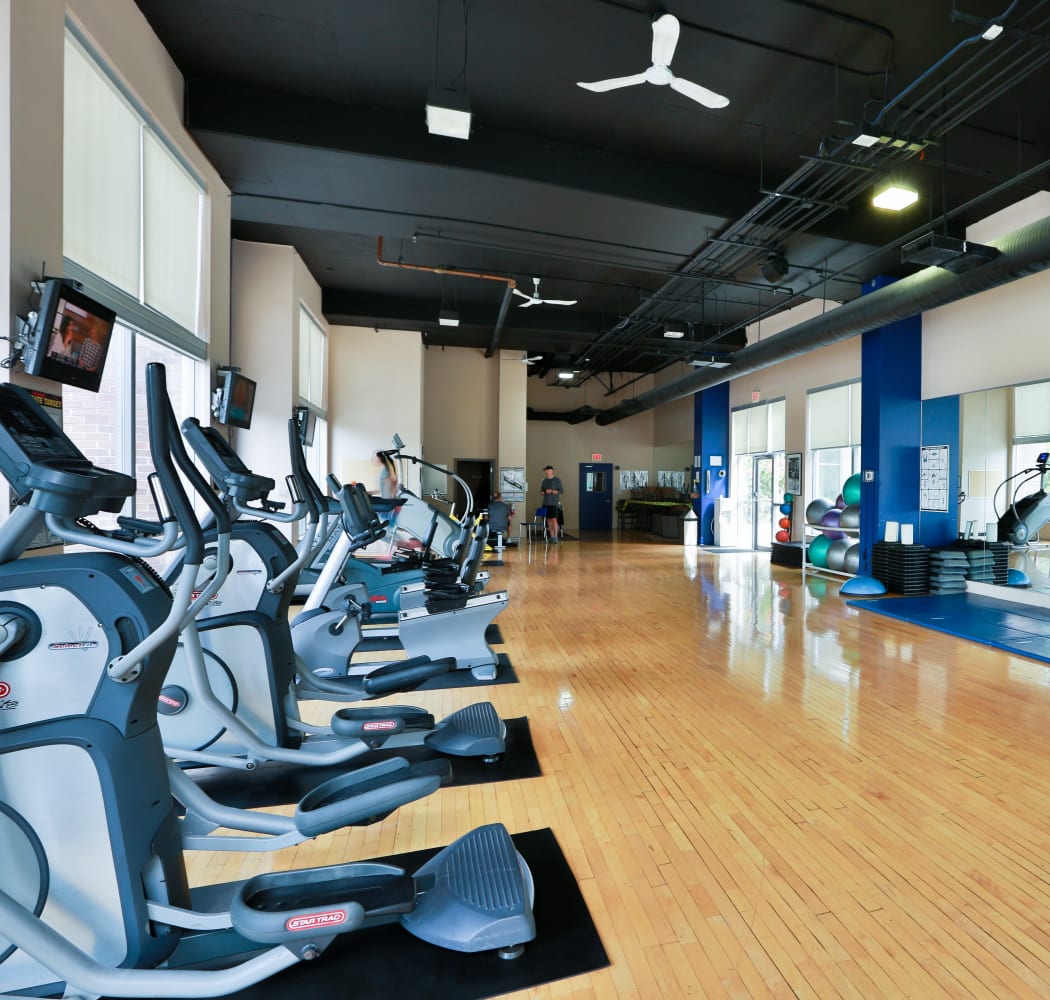 Fitness area at Metropolitan Towers in Vancouver