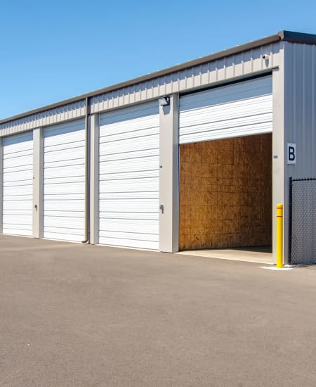Exterior shot of Oregon RV & Storage our units