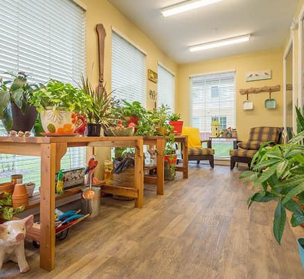 Variety of amenities at senior living community in Shawnee, KS