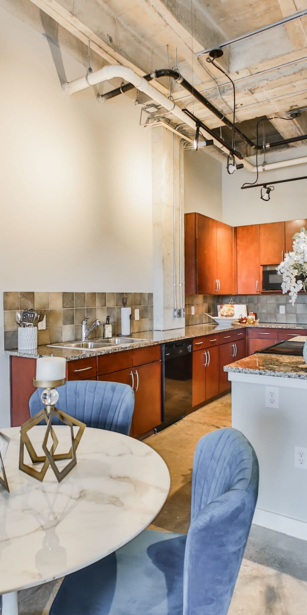 Southeast Houston Tx Apartments For Rent Broadstone Lofts At Hermann Park