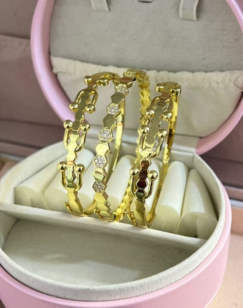 10ثلاثيات