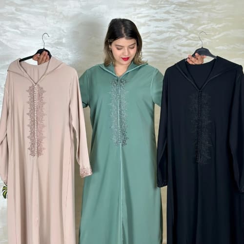 جلابة لون فاللون Model (3)