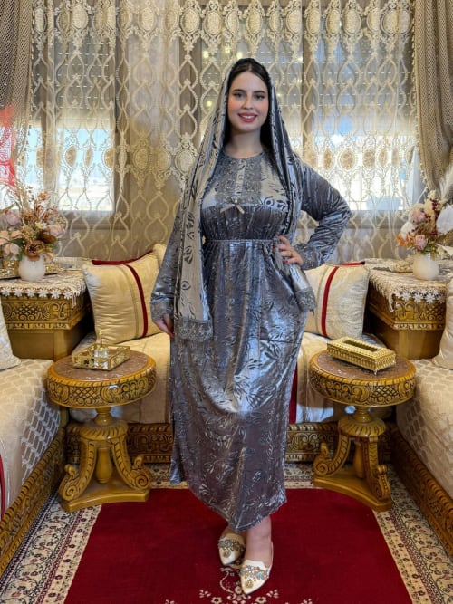 طويلة مرايا محفرة