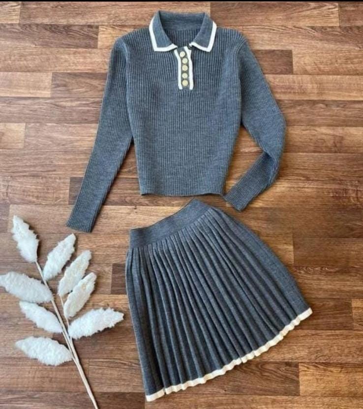 Tricot +jupe référ 2028
