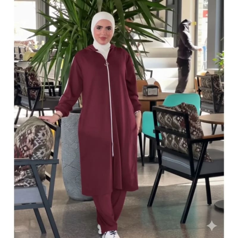 أونسومبل طويل بالقُب