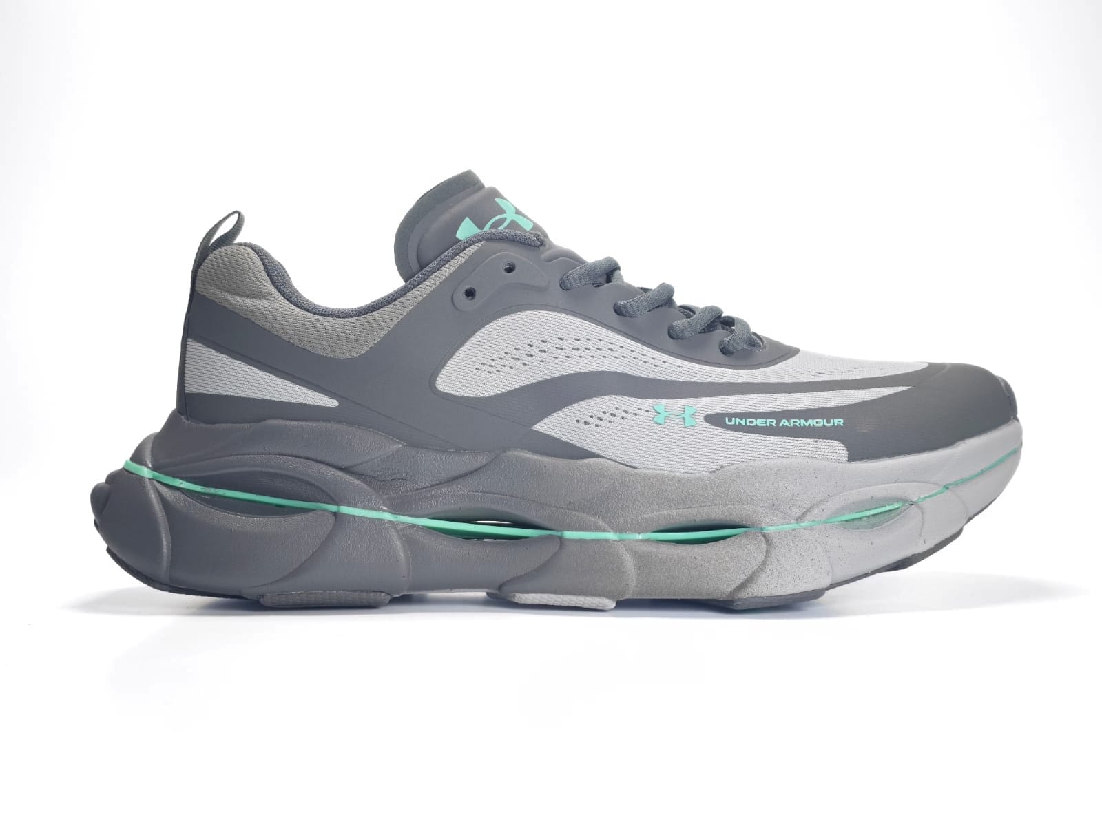 UnderArmour halorunner. 