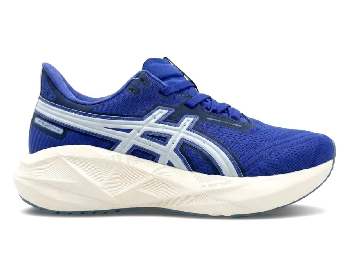 Asics Nova blast