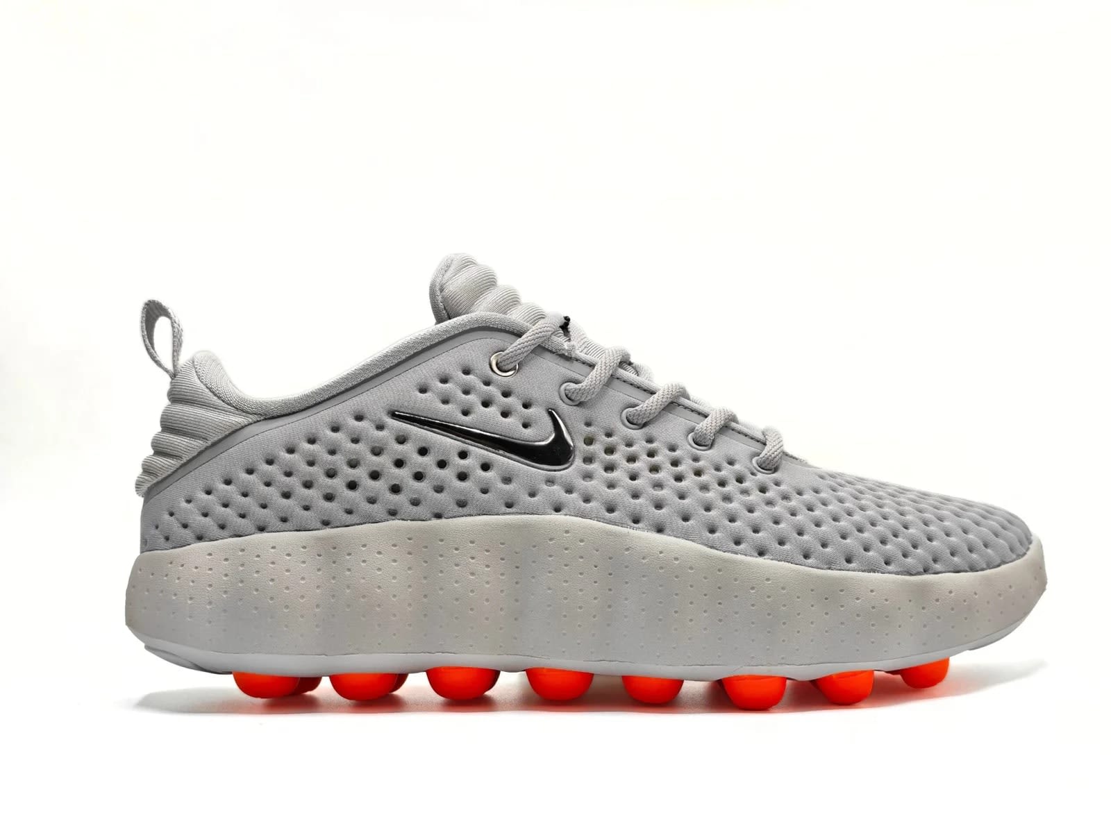 Nike Mind 002