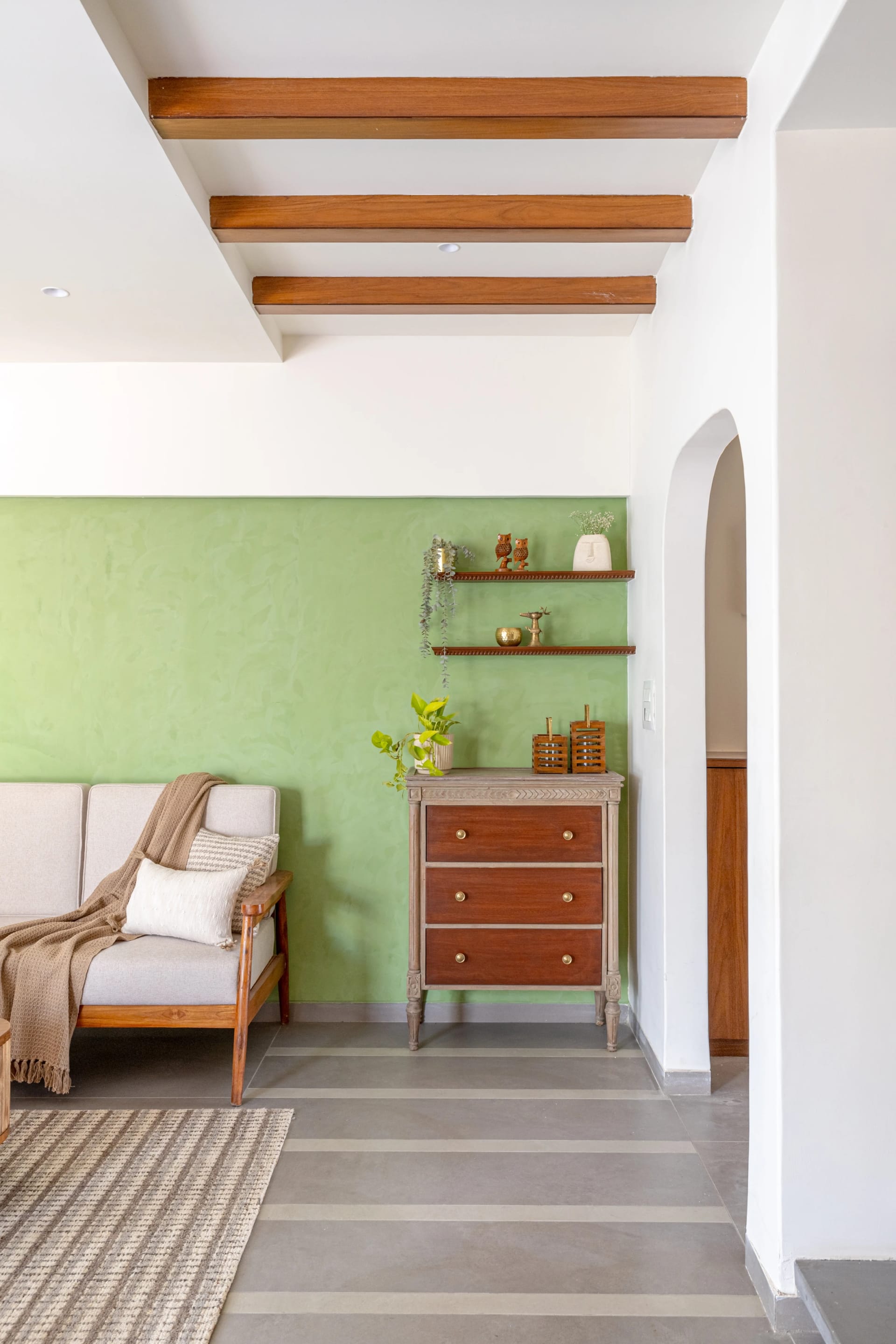 Sarvasva, Vadodara: interior view 10