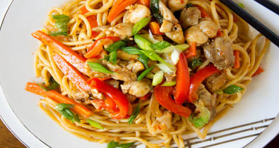 Order Schezwan Noodles Chicken Online - Masala Bar And Grill Berwick