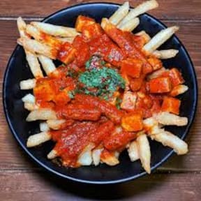 Butter Paneer Poutine