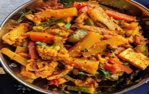 Order VEGETABLE JHALFREZI Online - Khazana