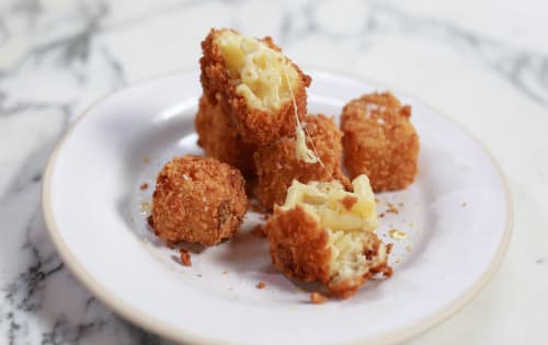 Order Mac ‘n’ cheese croquettes Online - Demo Restaurant Front 2