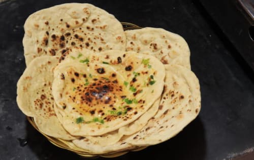 Order GARLIC ROTI Online - Bikaner Sweets & Curry Cafe