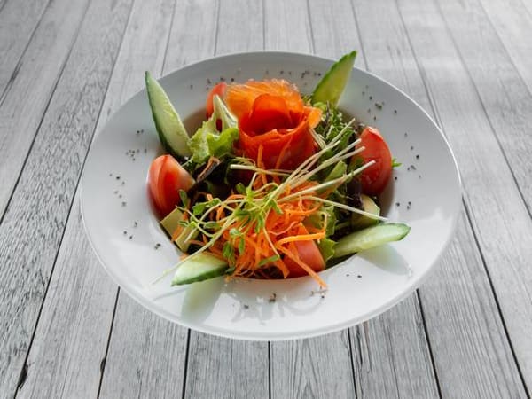 Order Smoked Salmon Salad | Special Salad | Michelangelo's Aspendale Gardens