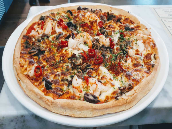 Mari E Monte | Special Pizzas Online | Michelangelo's Aspendale Gardens