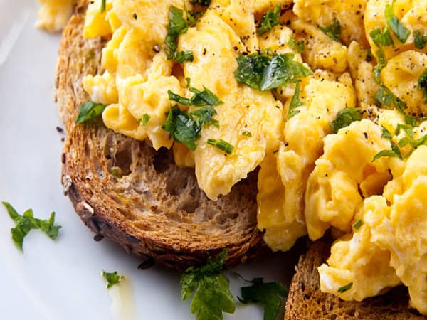 Order Scrambled Eggs (Bittara Beduma) Online - Spicy Wicket