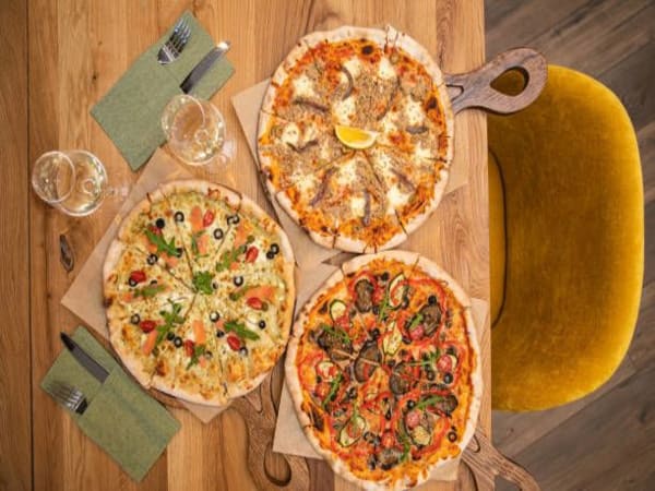 Order 3 Large Pizza and Drink Deal Online - Demo Restaurant