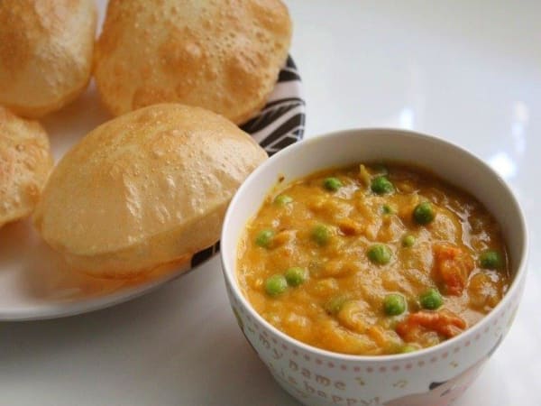 Poori – Veg Korma