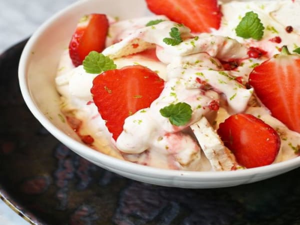 Order For Best Chathly’s Strawberry Mess Online | Cathlys Kitchen