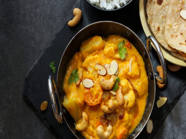 Order VEGETABLE KORMA Online - Khazana