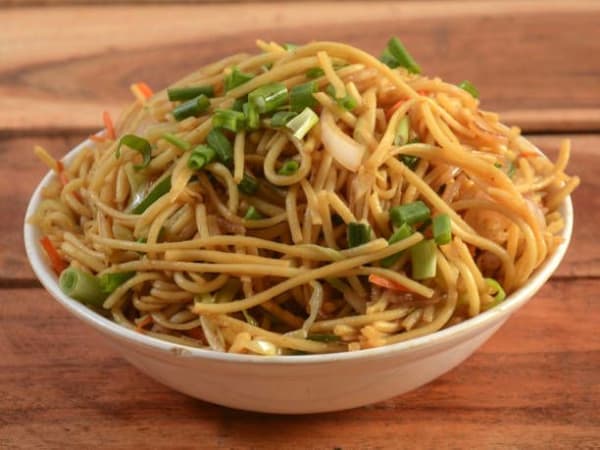 Order Veg Noodles Online - The Tadka Club