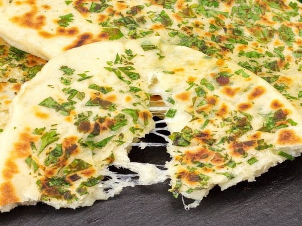 Order Spinach and Cheese Naan Online - The Tadka Club